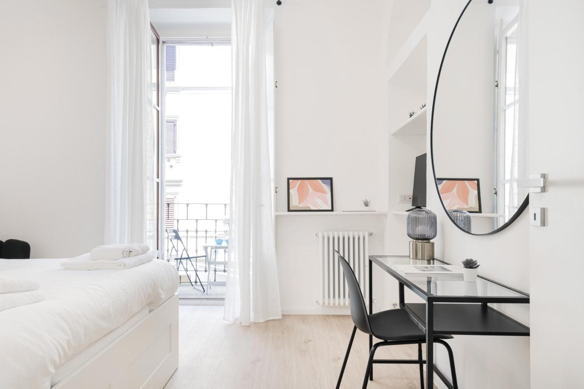 Easylife - Con Balcone Pta Venezia Milan